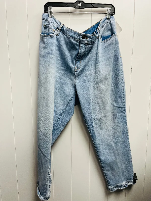 women's denim jeans for a casual FridayJeans Cropped By Crown And Ivy In Blue Denim, Size: 22