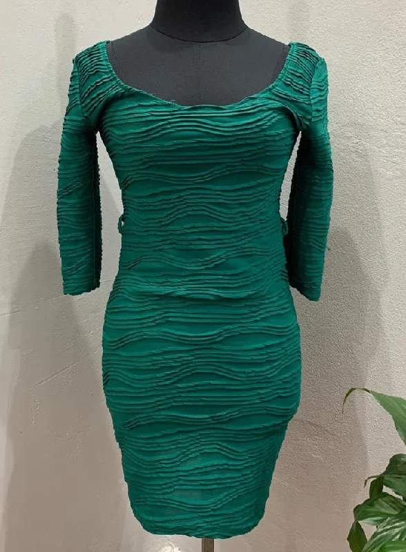 women's high-low dressesEmbossed Bodycon Dress (Small)