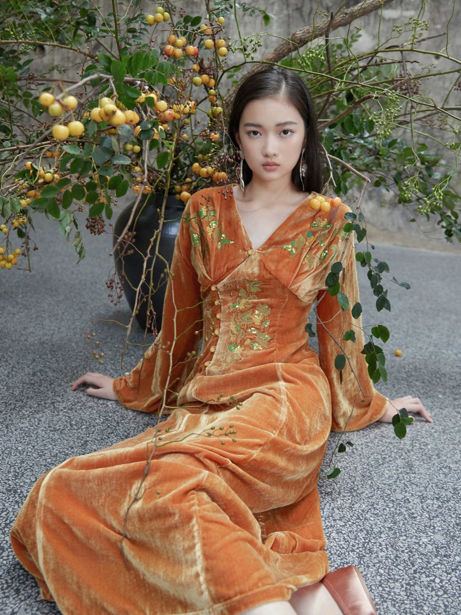 Sequined DressCi Xiu 刺绣 Osmanthus Embroidery New Chinese Style Velvet Midi Dress