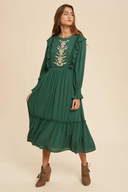 Petite DressMariah Embroidered Midi Dress in Emerald