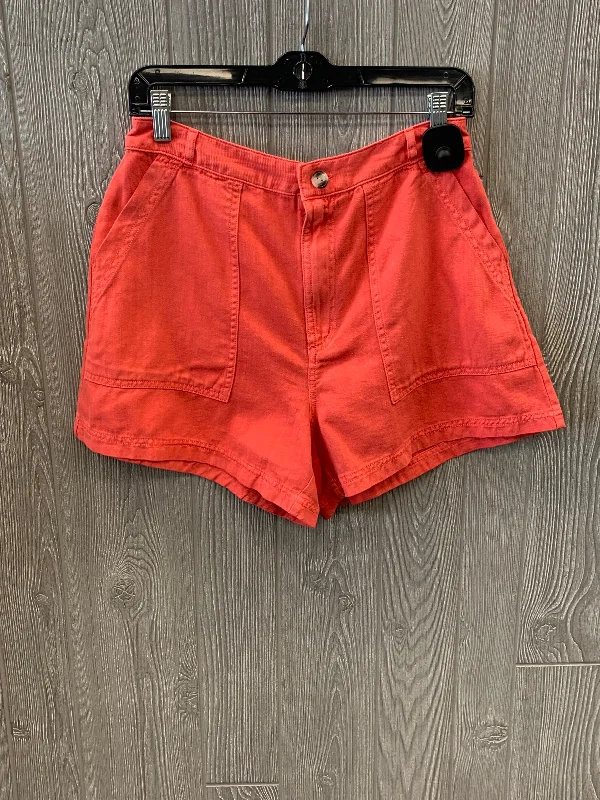 women's adventure shortsShorts By Universal Thread  Size: 8