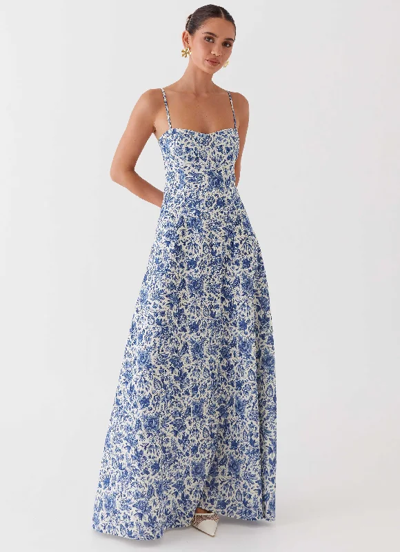 women's travel dressesAngelina Linen Maxi Dress - Blue Paisley