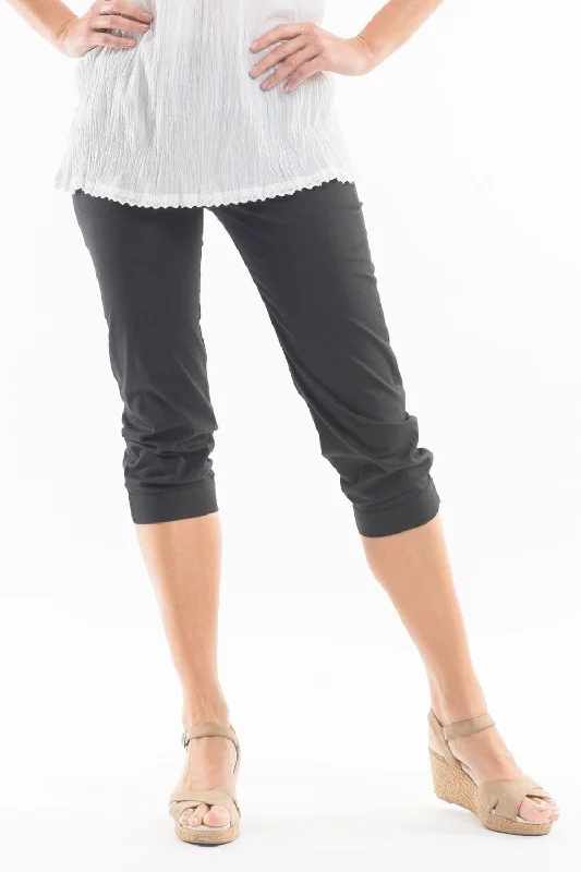 women's elastic waist pants3/4 Black Cotton Pull on Pants